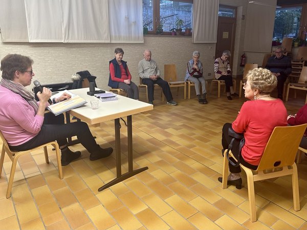 Vorlesen von selbstgeschriebenen Mundarttexten